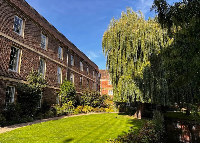 Emmanuel College photo