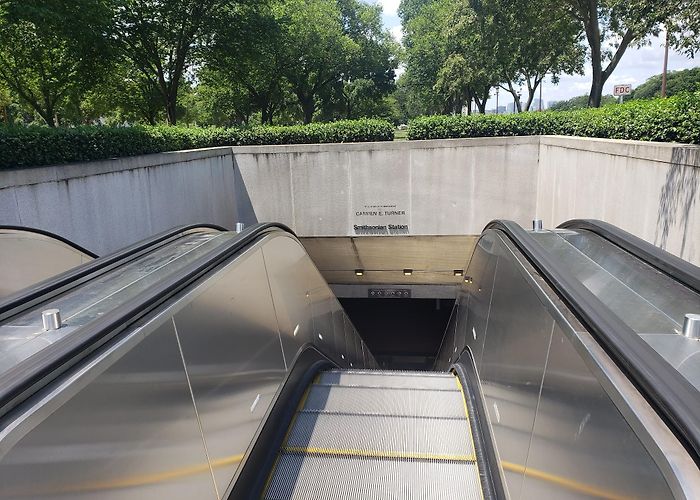 Smithsonian Station photo