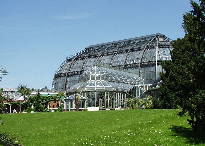 Botanical Garden The Greenhouses | Botanischer Garten Berlin photo