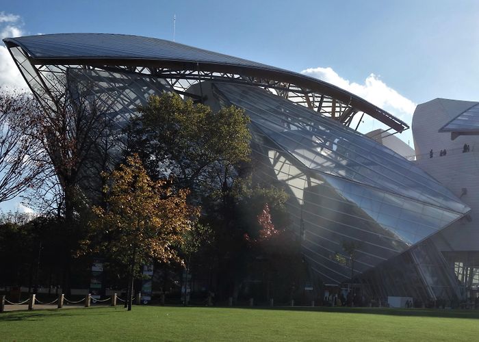 Louis Vuitton Foundation Louis Vuitton Foundation Museum Tours - Book Now | Expedia photo