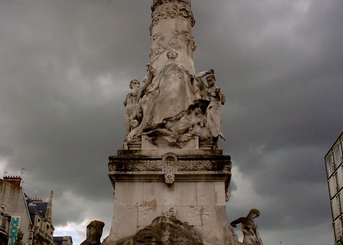 Subé Fountain Subé Fountain Tours - Book Now | Expedia photo