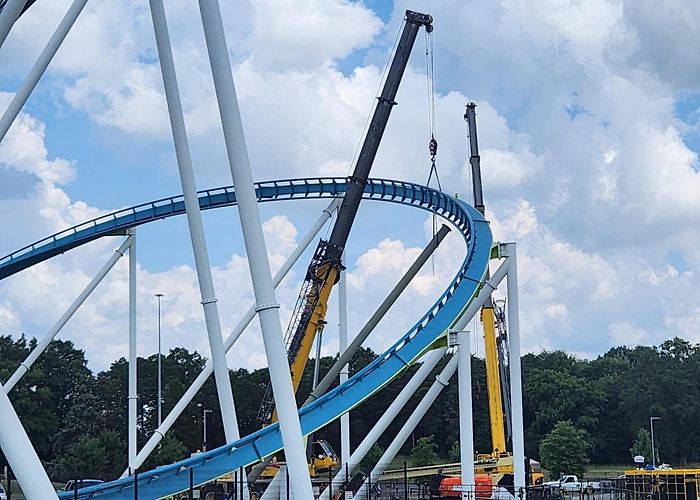 Carowinds Broken Carowinds Coaster Being Repaired : r/Charlotte photo