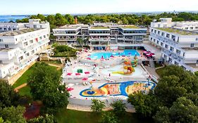 Hotel Delfin Plava Laguna Πόρετς Exterior photo