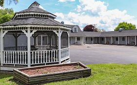 Seneca Clipper Inn Watkins Glen Exterior photo