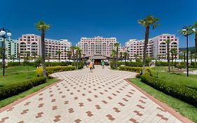 Dit Majestic Beach Resort Σάνι Μπιτς Exterior photo