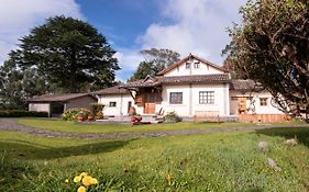 Hosteria Papagayo Cotopaxi Ξενοδοχείο Machachi Exterior photo