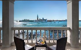 Londra Palace Venezia Ξενοδοχείο Exterior photo