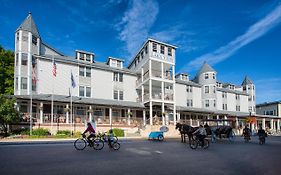 Lake View Hotel Mackinac Island Exterior photo