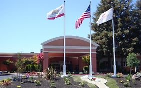 Concord Plaza Hotel Exterior photo