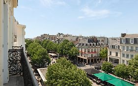 Hotel Bristol Ρενς Exterior photo