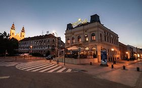 Grand Hotel Sole Νίτρα Exterior photo