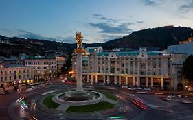 Courtyard By Marriott Tbilisi Ξενοδοχείο Exterior photo