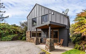 Turangi Trout Lodge Exterior photo