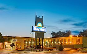 Days Inn By Wyndham Albuquerque Downtown Exterior photo