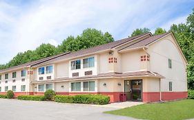 Super 8 By Wyndham Oneonta/Cooperstown Ξενοδοχείο Exterior photo