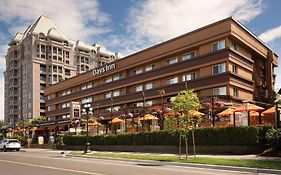 Days Inn By Wyndham Victoria On The Harbour Exterior photo