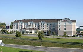 Hilton Garden Inn Montreal Airport Dorval Exterior photo