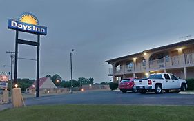 Days Inn By Wyndham Downtown-Nashville West Trinity Lane Exterior photo