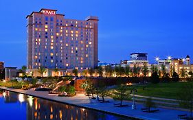 Hyatt Regency Wichita Ξενοδοχείο Exterior photo