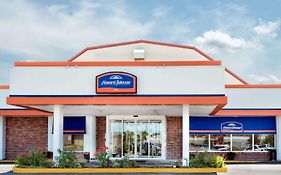 Howard Johnson By Wyndham Burlington Ξενοδοχείο Exterior photo