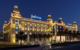 Radisson Blu Hotel, Αϊμάν Exterior photo