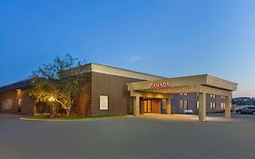 Ramada By Wyndham Fredericton Ξενοδοχείο Exterior photo