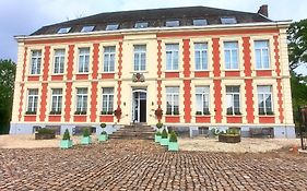 Chateau De Moulin Le Comte Bed and Breakfast Aire-sur-la-Lys Exterior photo