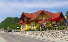 Apartments And Rooms With View On Μπλεντ Exterior photo