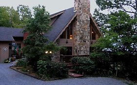 The Foxtrot Bed And Breakfast Gatlinburg Exterior photo