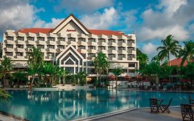 Miri Marriott Resort & Spa Exterior photo