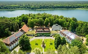 Hotel Doellnsee-Schorfheide Templin Exterior photo