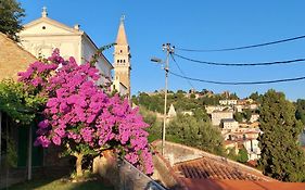 Holiday Home Amazing View Πιράν Exterior photo