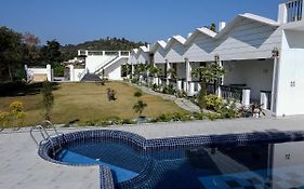 Yellow Tail By Puggles Resorts Ramnagar  Exterior photo