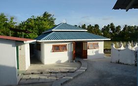 Minnaiy Guraidhoo  Exterior photo