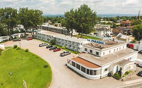 Auberge Le Parasol Ξενοδοχείο Chicoutimi Exterior photo