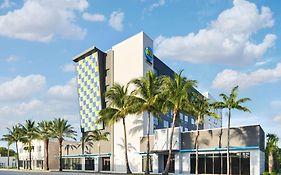 Tru By Hilton Ft Lauderdale Airport Ξενοδοχείο Dania Beach Exterior photo