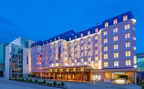 Sheraton Grand Salzburg Ξενοδοχείο Exterior photo