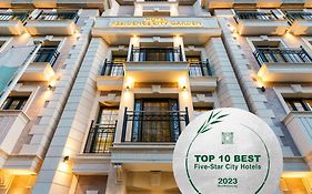 Residence City Garden - Certificate Of Excellence 3Rd Place In Top 10 Best Five-Stars City Hotels For 2023 Awarded By Htif Φιλιππούπολη Exterior photo