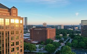 Renaissance Atlanta Waverly Hotel & Convention Center Exterior photo