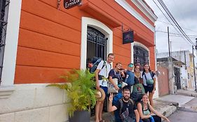 Hostal La Ermita Hostel Mérida Exterior photo