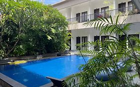 Seminyak Point Guest House Exterior photo