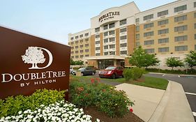 Doubletree By Hilton Dulles Airport-Sterling Ξενοδοχείο Exterior photo