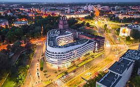 Doubletree By Hilton Wroclaw Ξενοδοχείο Exterior photo