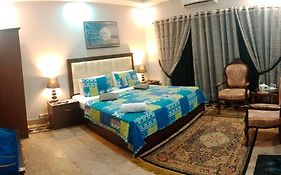 Seaview Lodge Guest House Καράτσι Room photo