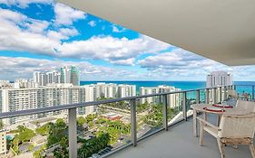 High-Floor With Stunning Views-Luxury Condo - Pools Χόλιγουντ Exterior photo