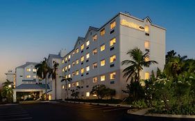 Hampton By Hilton Grand Cayman Seven Mile Beach Ξενοδοχείο Τζώρτζταουν Exterior photo