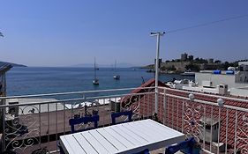 White And Blue Bodrum Bed and Breakfast Exterior photo