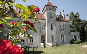 Chateau Des Salles Ξενοδοχείο Saint-Fort-sur-Gironde Exterior photo