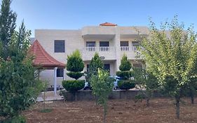 German-Palestinian Appartement Χεβρώνα Exterior photo