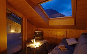 Haus Belle-Vue Διαμέρισμα Saas Fee Room photo